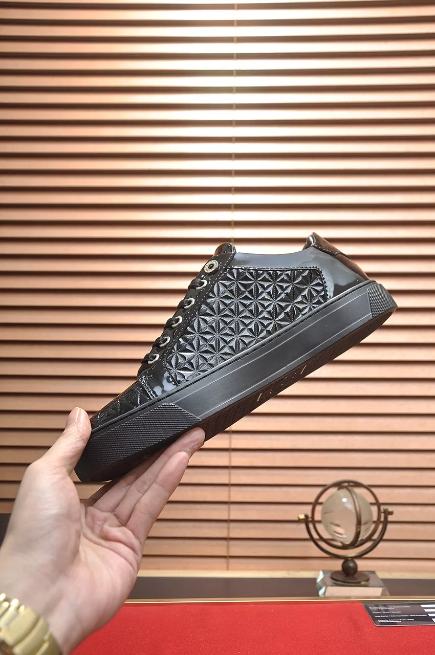 Philipp Plein PP Casual Shoes For Men Sophisticated 8099
