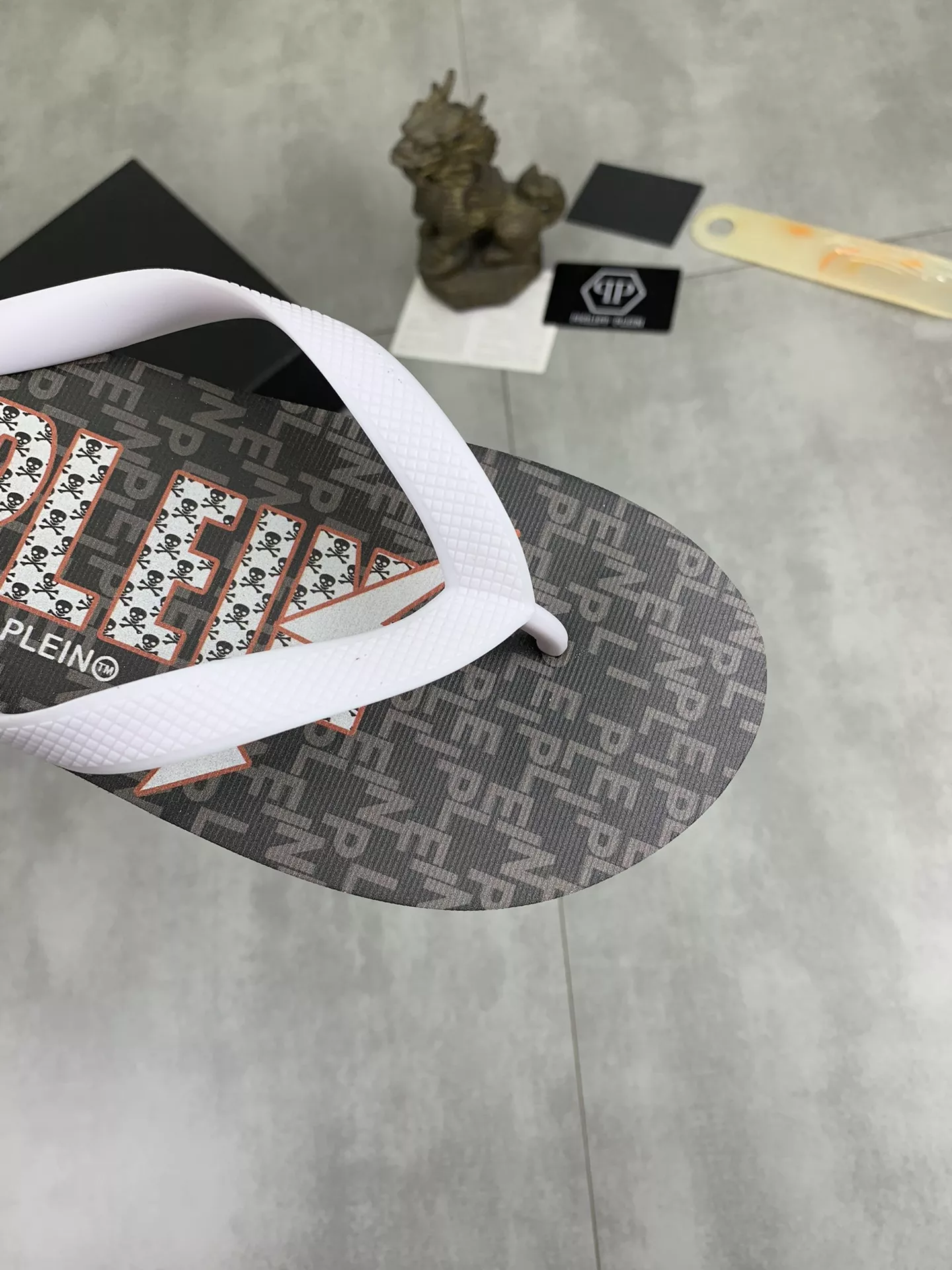 Philipp Plein PP Slippers For Men EasyMatch 2900