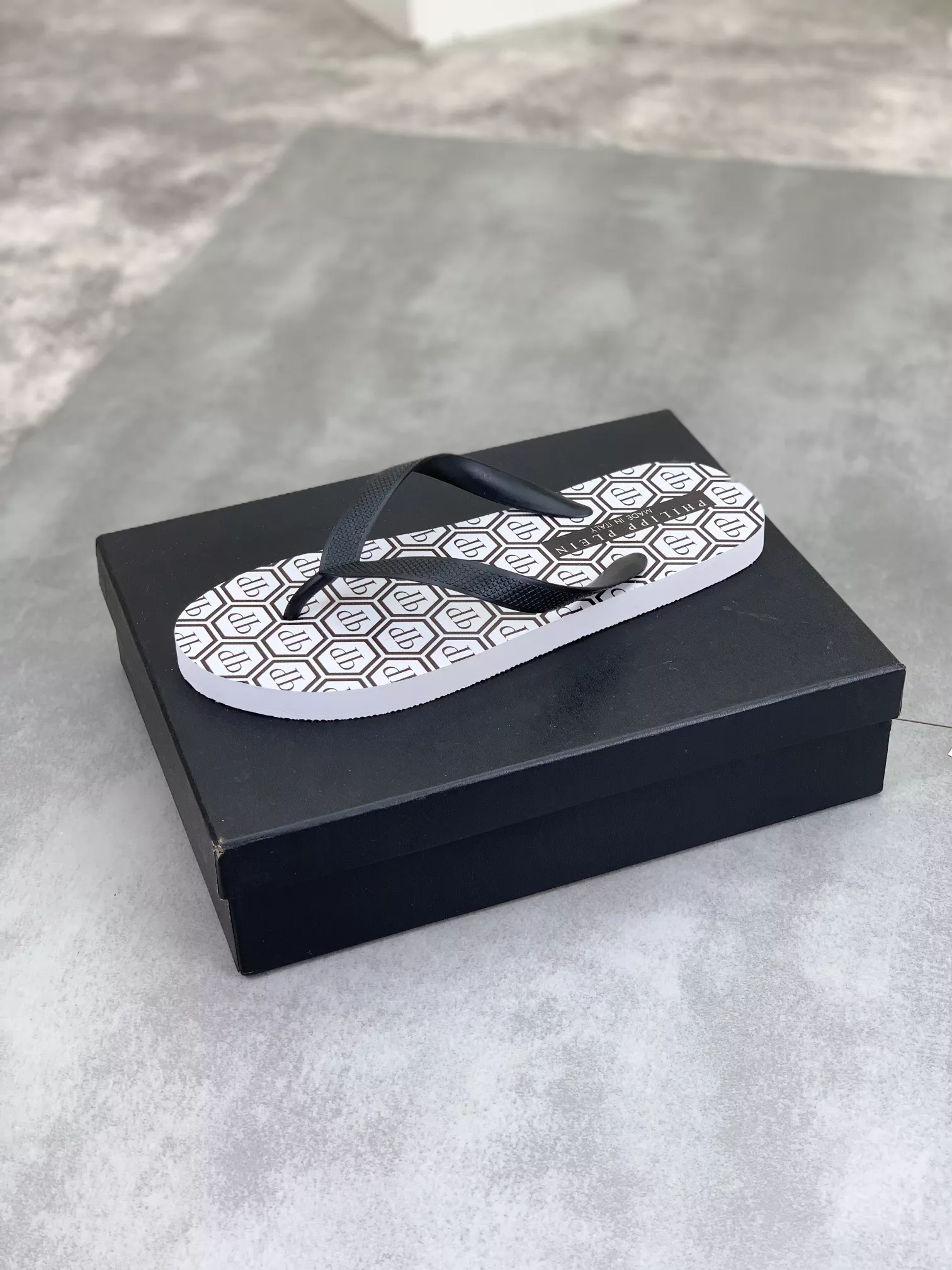 Philipp Plein PP Slippers For Women EasyMatch 8148