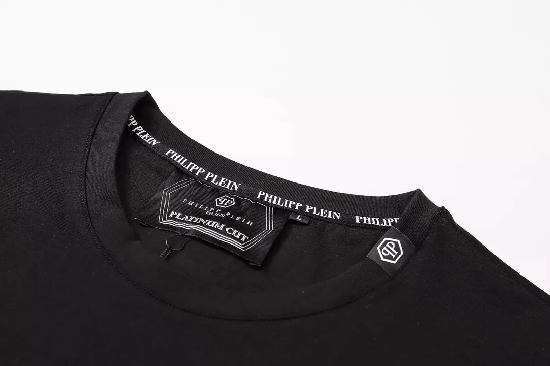 Philipp Plein PP T-Shirts Short Sleeved For Men Elegant 8240