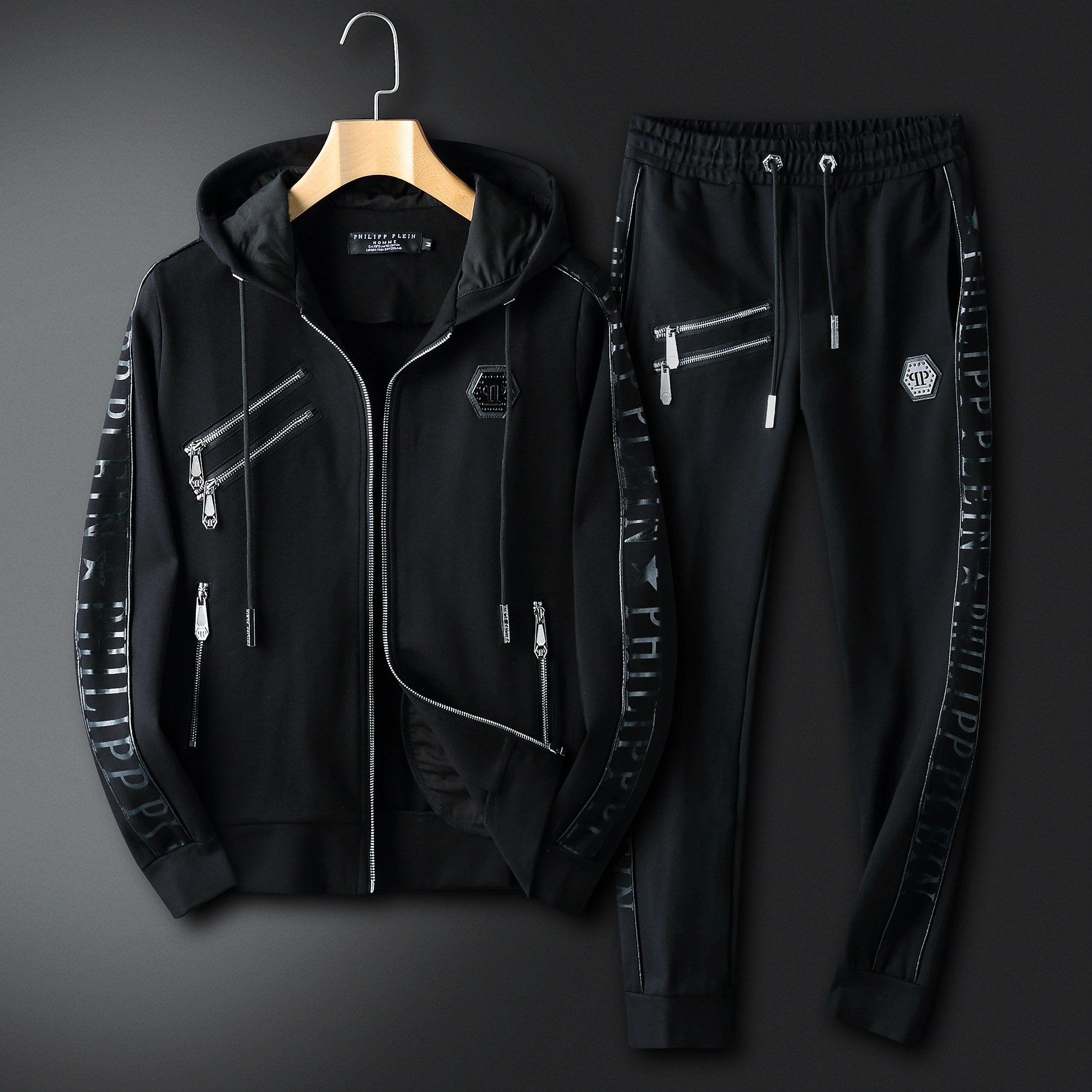 Philipp Plein PP Tracksuits Long Sleeved For Men Versatile 7021