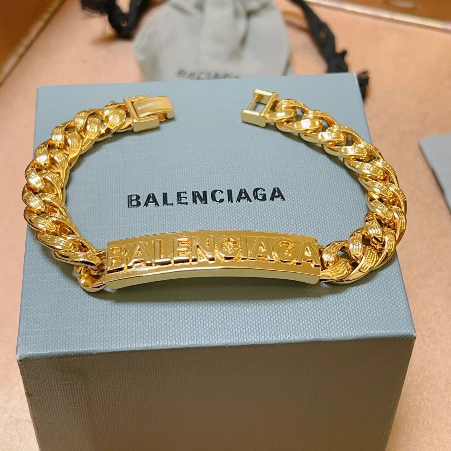 Popular 1001 Balenciaga Bracelets