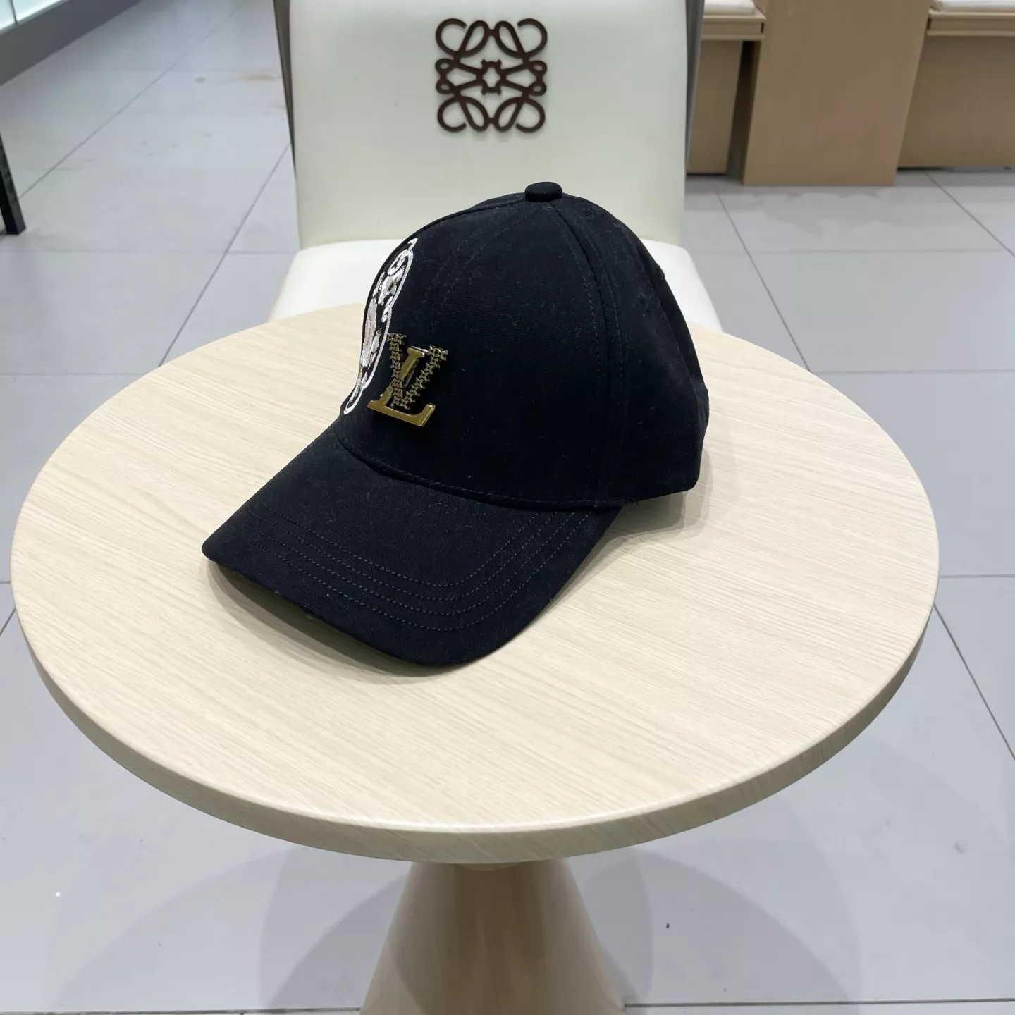Popular 1186 Louis Vuitton LV Caps