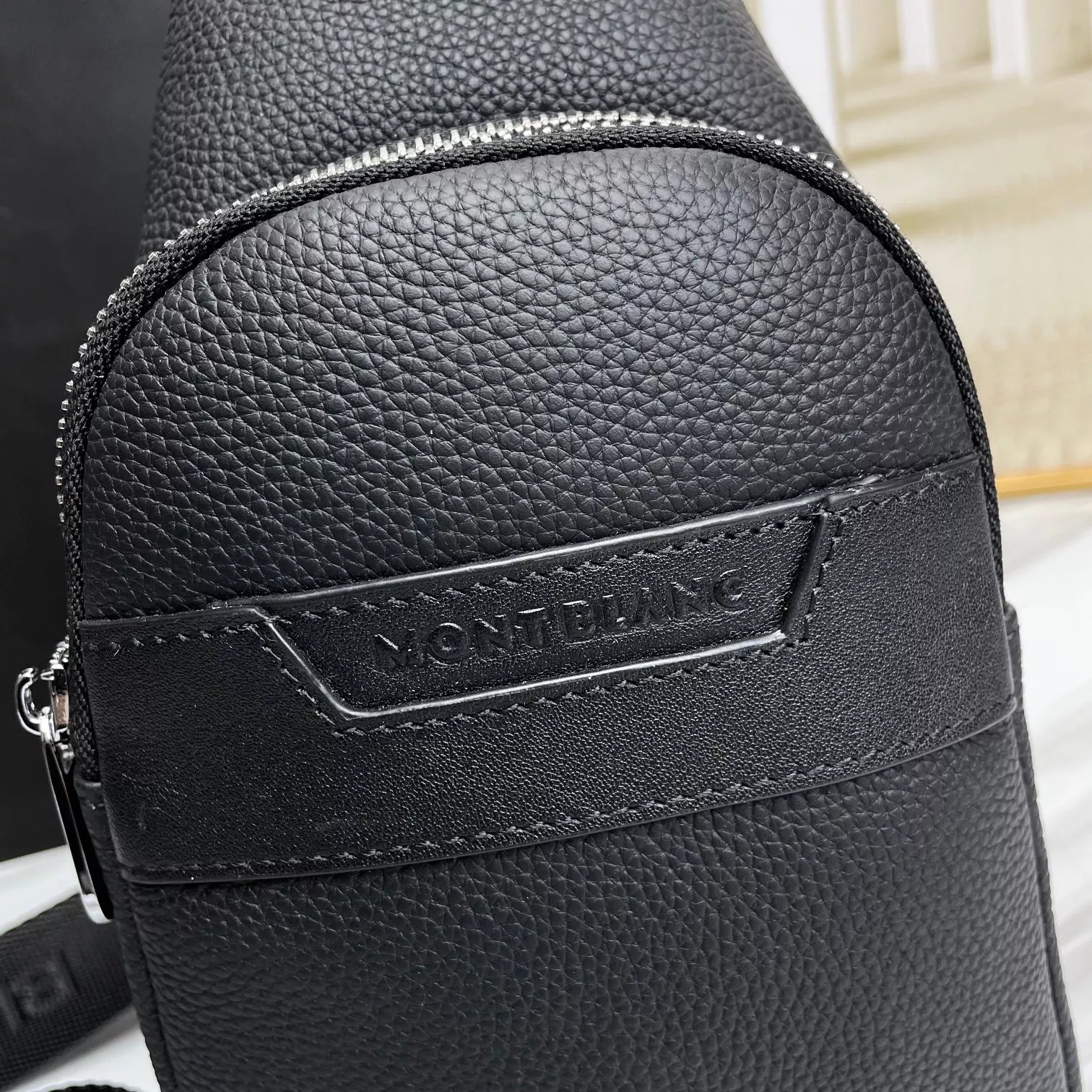 Popular 124 Mont Blanc AAA Man Messenger Bags
