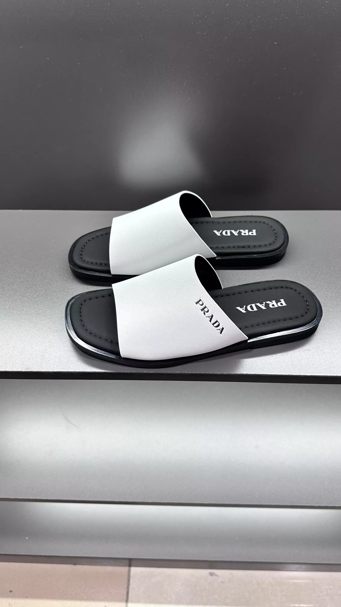 Popular 1271 Prada Slippers For Men
