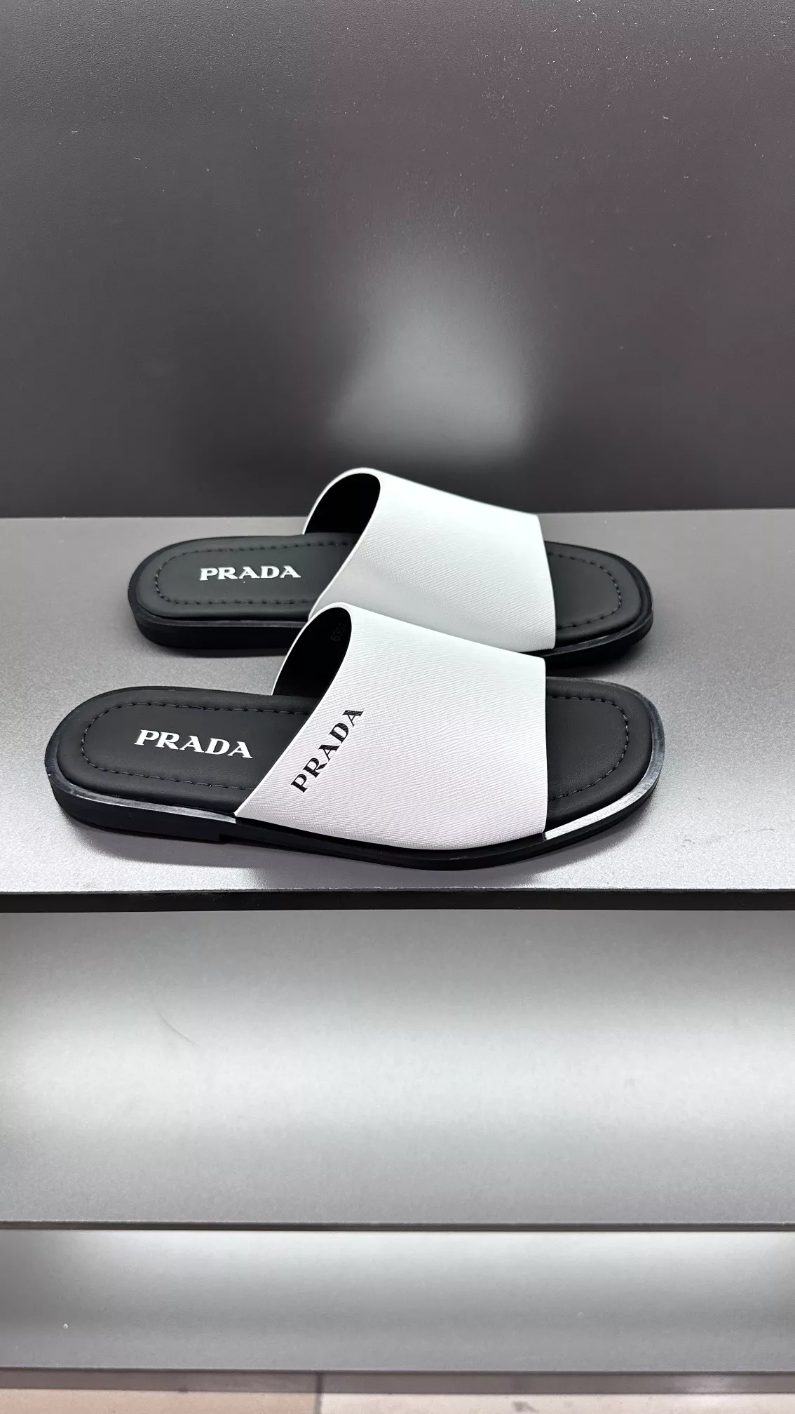 Popular 1271 Prada Slippers For Men
