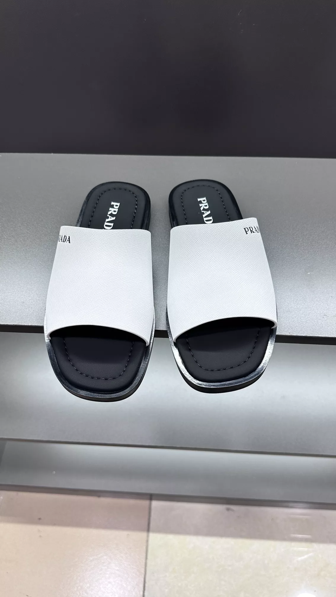 Popular 1271 Prada Slippers For Men