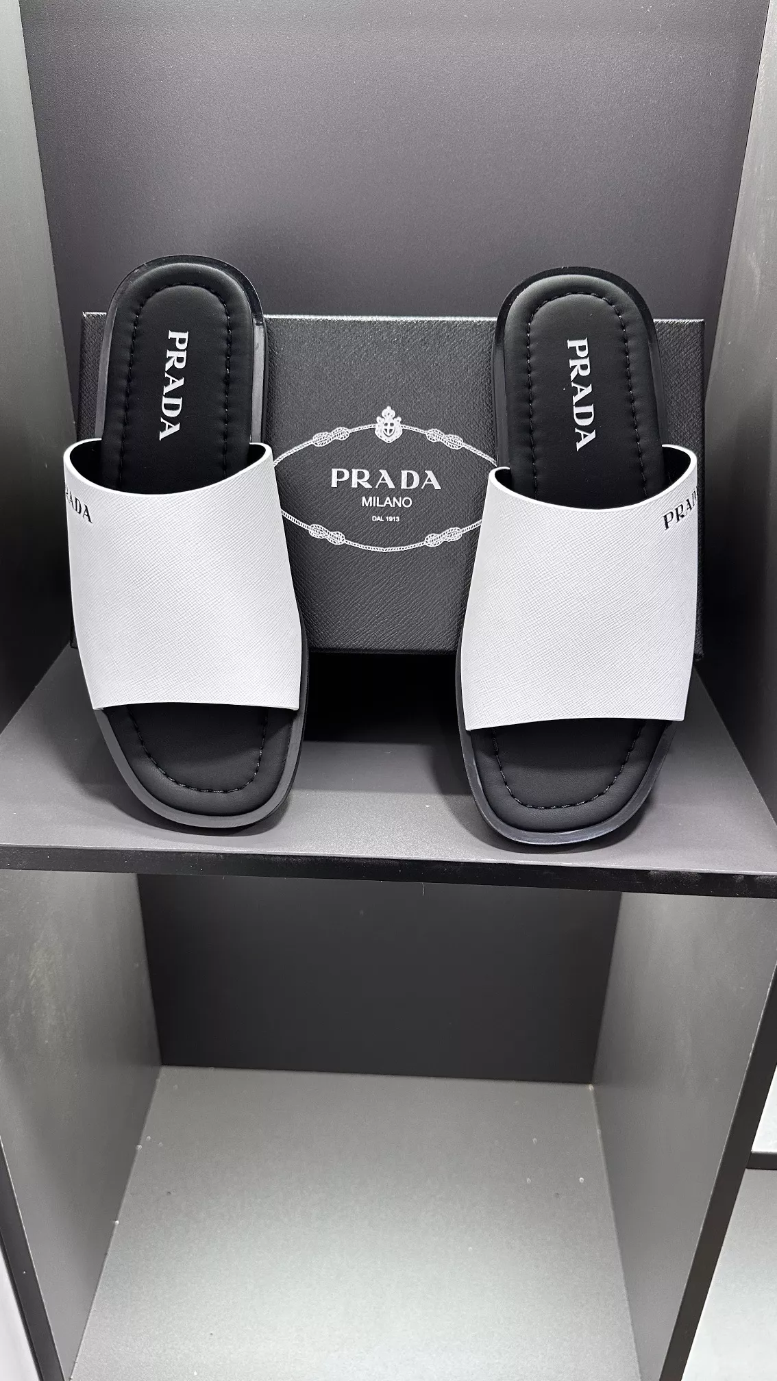 Popular 1271 Prada Slippers For Men
