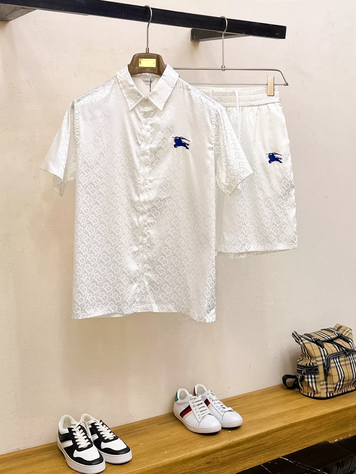 Popular 1317 Burberry Tracksuits Short Sleeved For Men