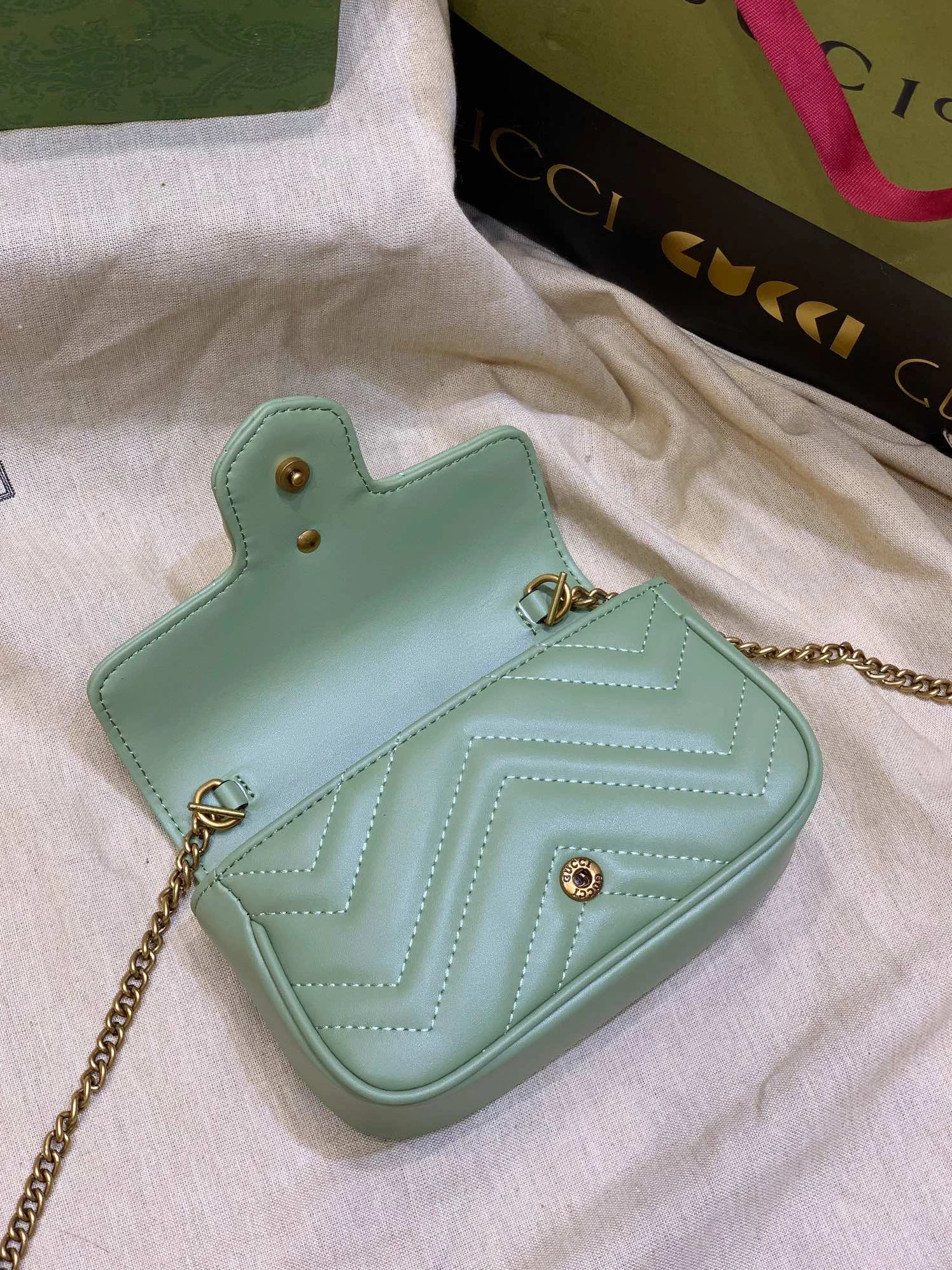 Popular 1356 Gucci AAA Quality Messenger Bags For Women