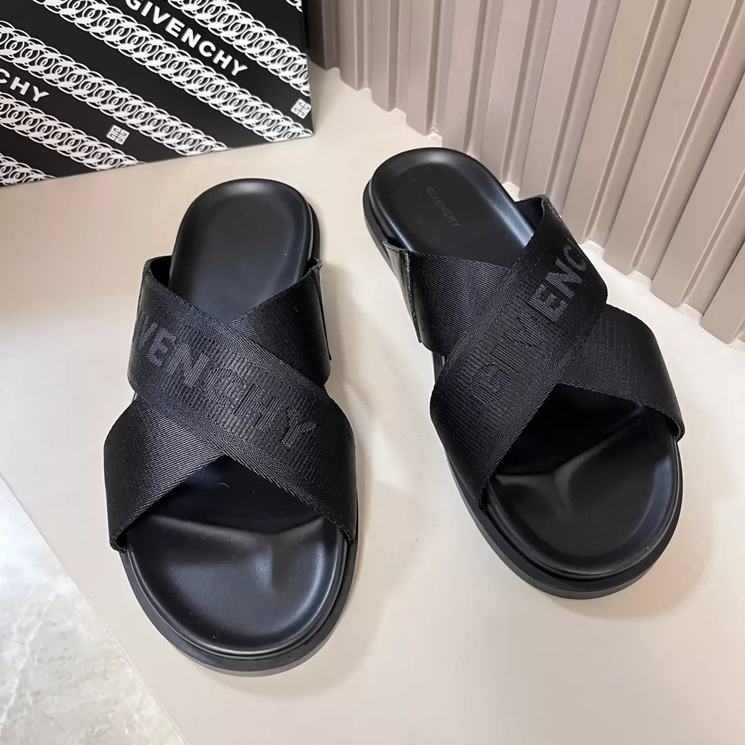 Popular 1479 Givenchy Slippers For Men