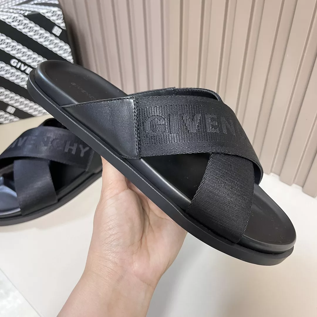 Popular 1479 Givenchy Slippers For Men