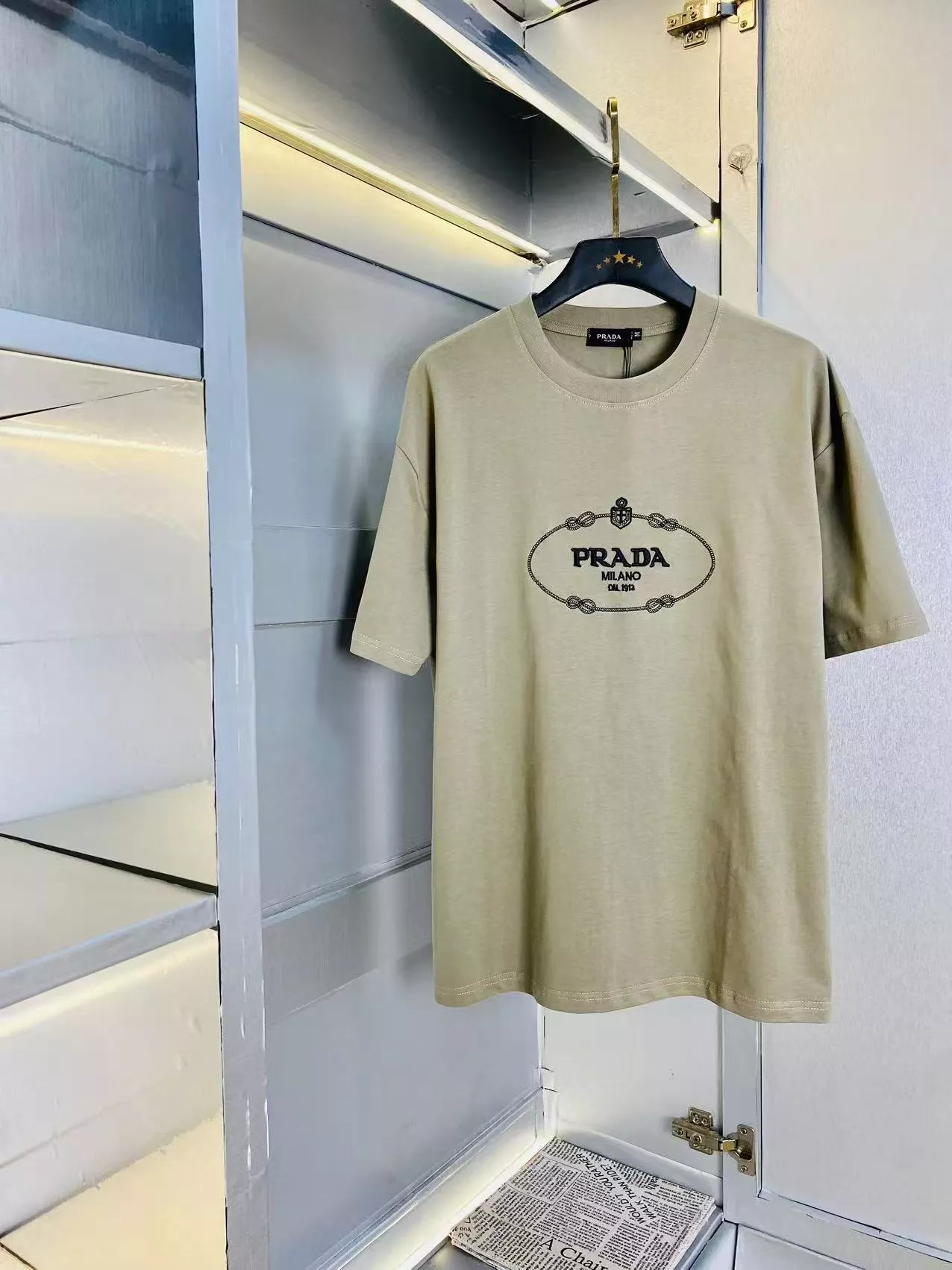Popular 1615 Prada T-Shirts Short Sleeved For Unisex