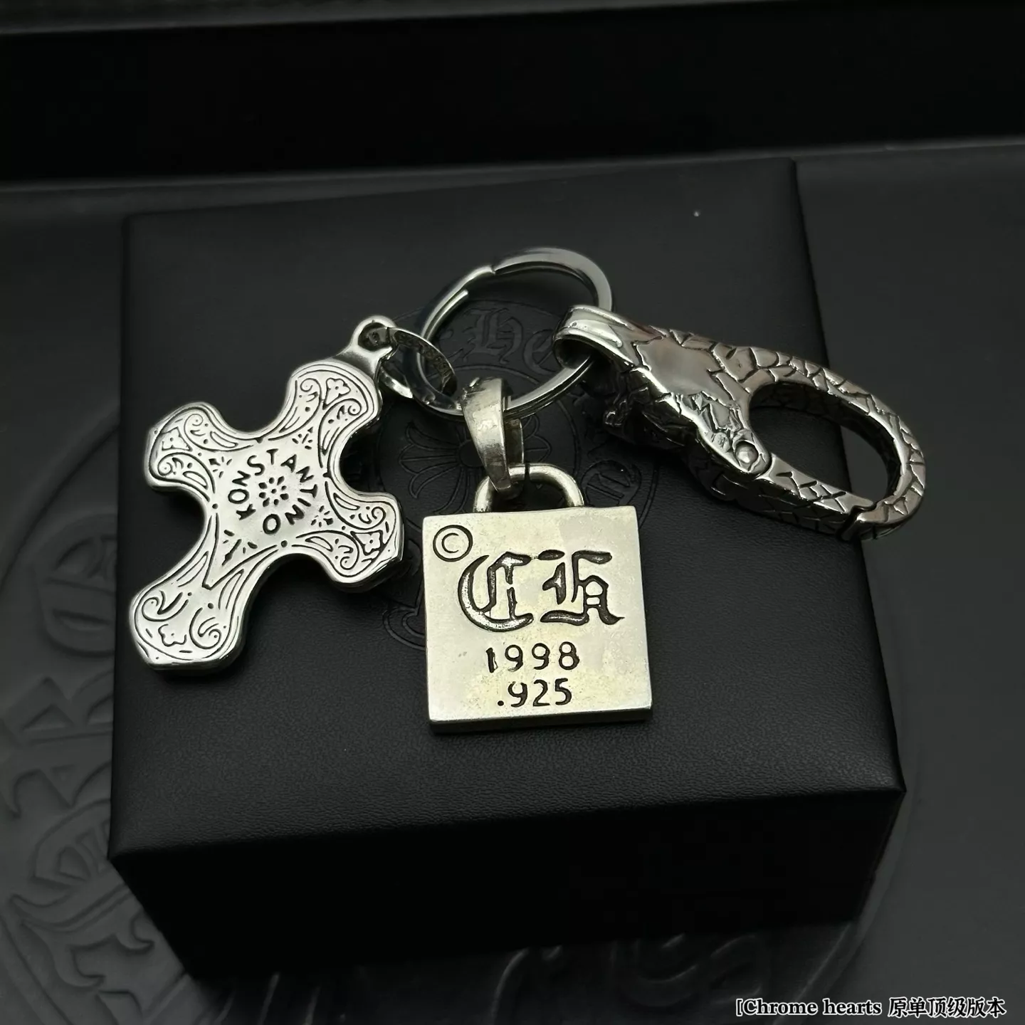Popular 1814 Chrome Hearts Key Holder And Bag Buckle