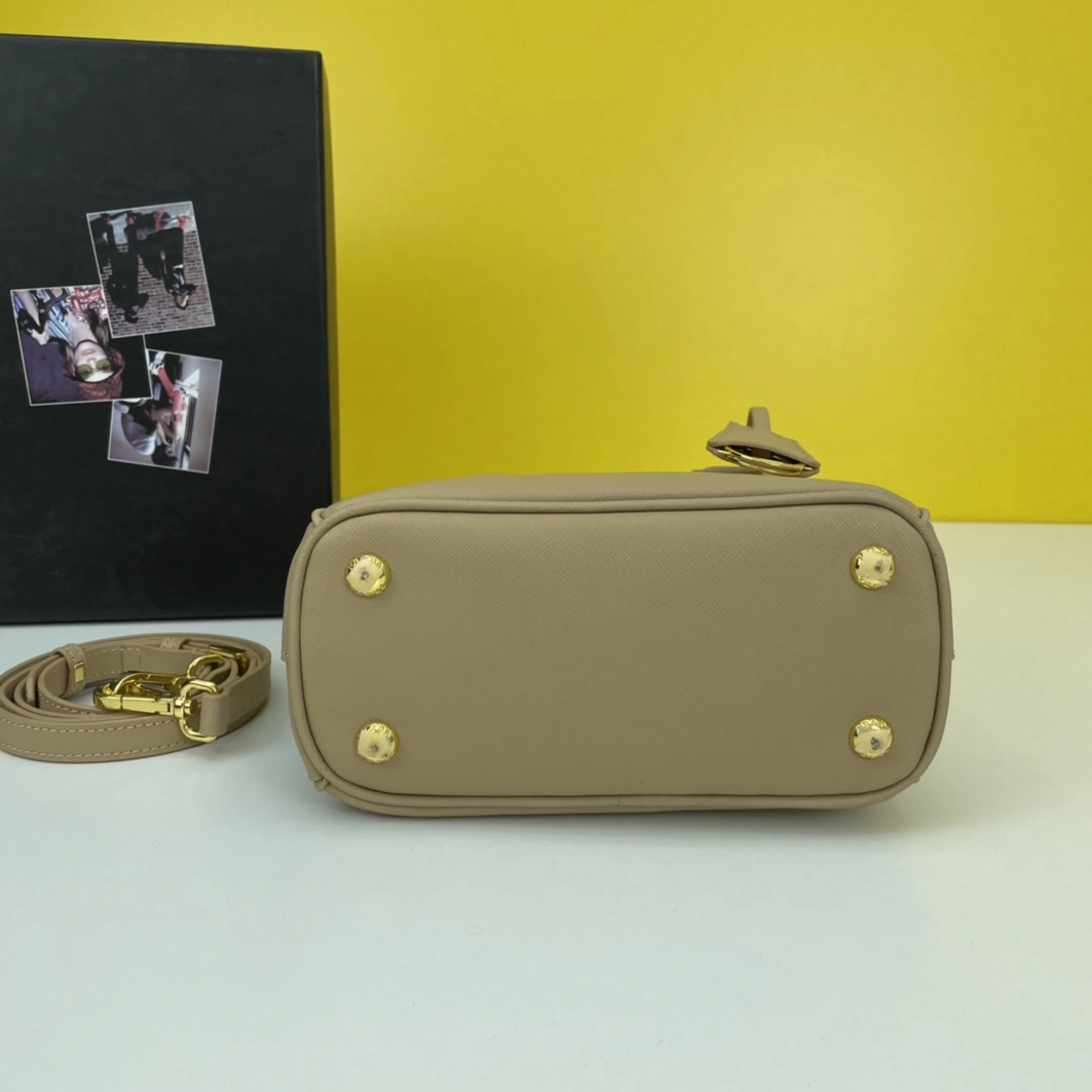Popular 1963 Prada AAA Quality Handbags For Women