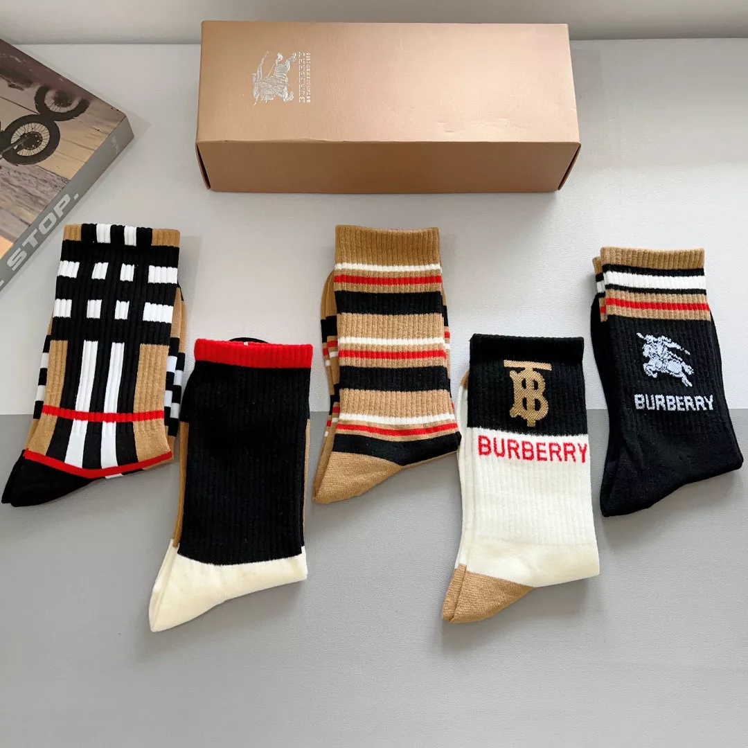Popular 2029 Burberry Socks