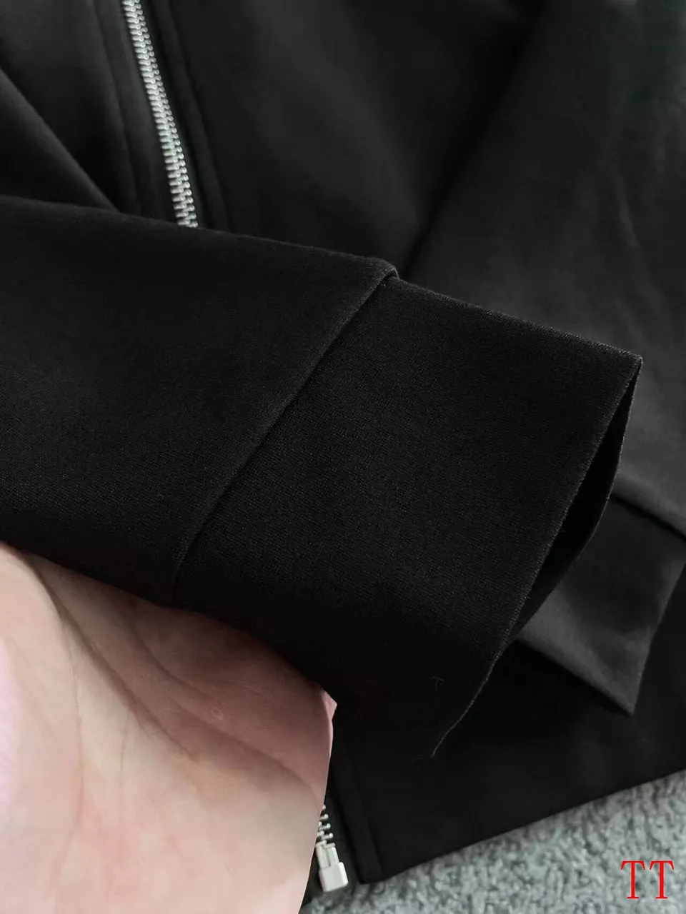 Popular 2086 Burberry Tracksuits Long Sleeved For Men
