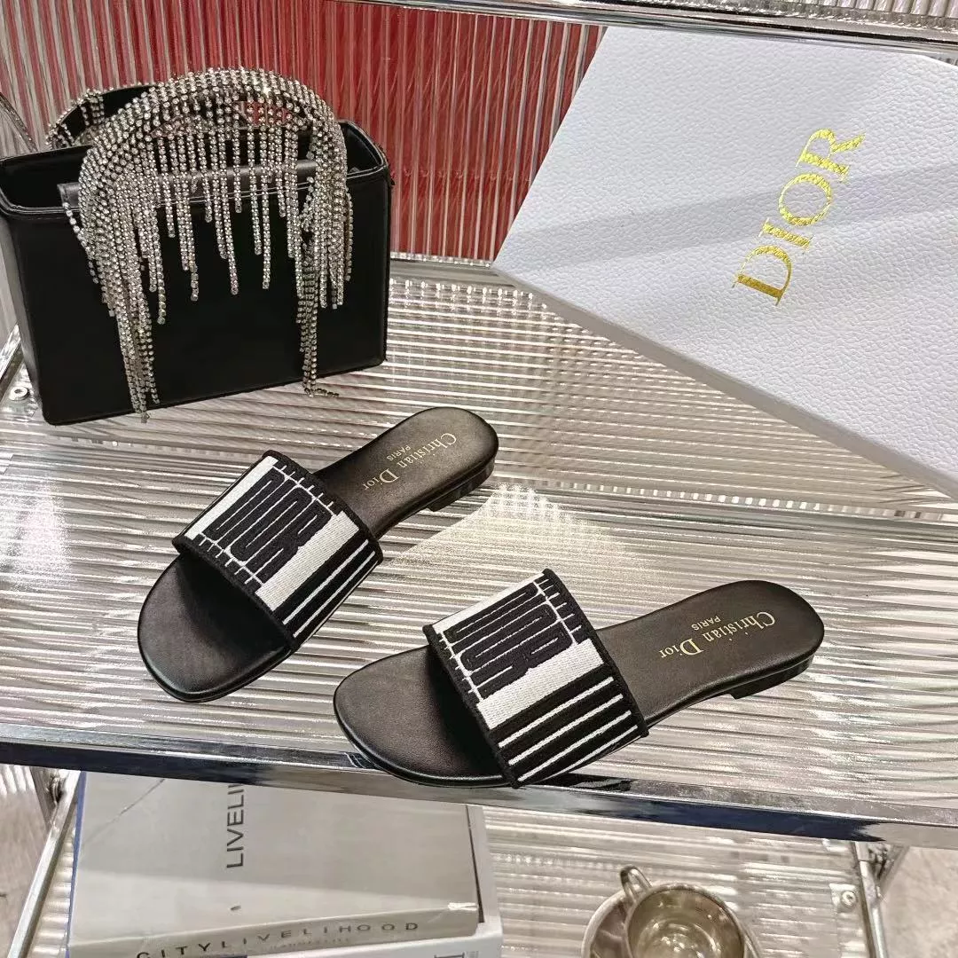 Popular 2094 Christian Dior Slippers For Women