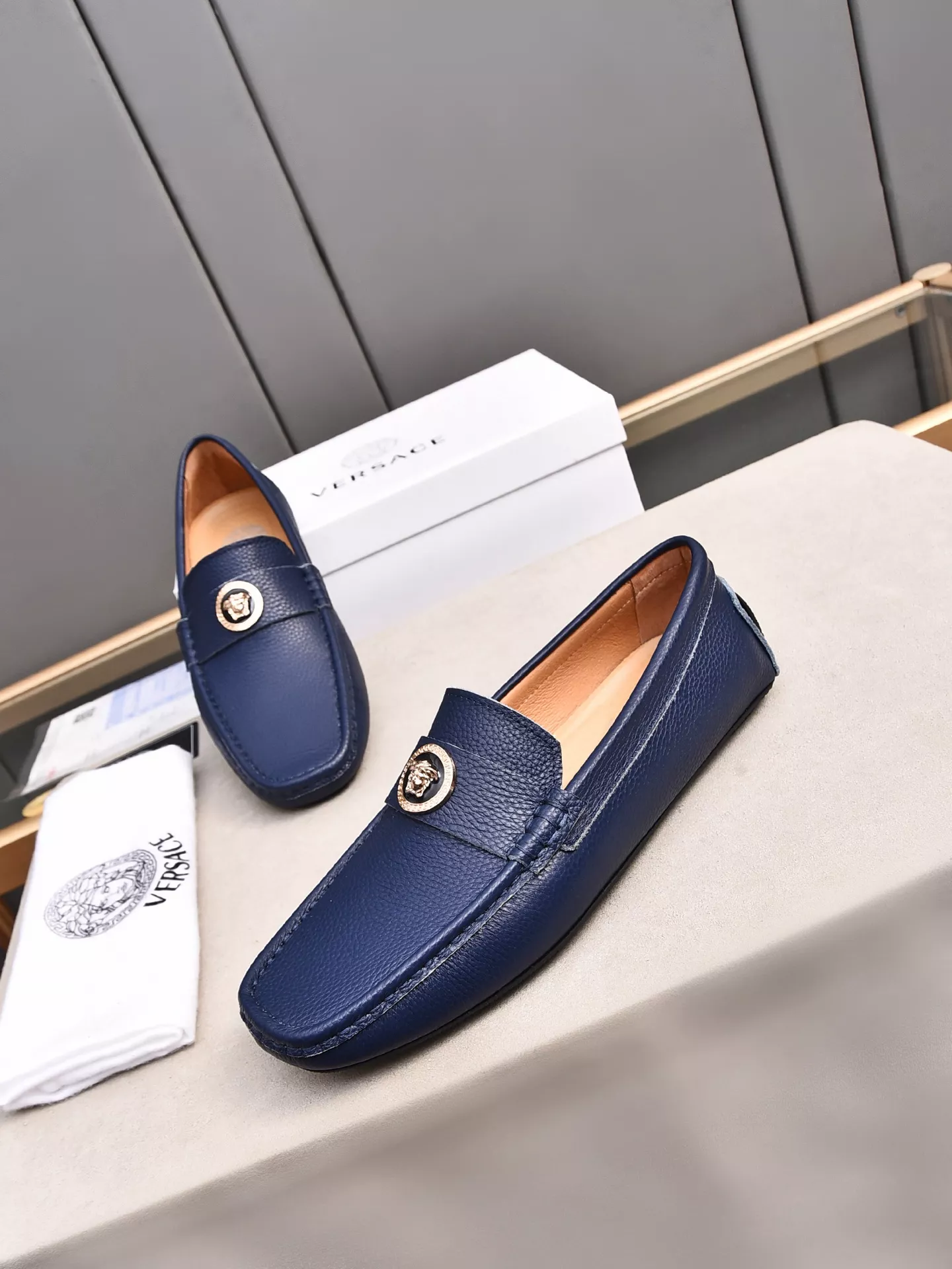 Popular 2330 Versace Leather Shoes For Men
