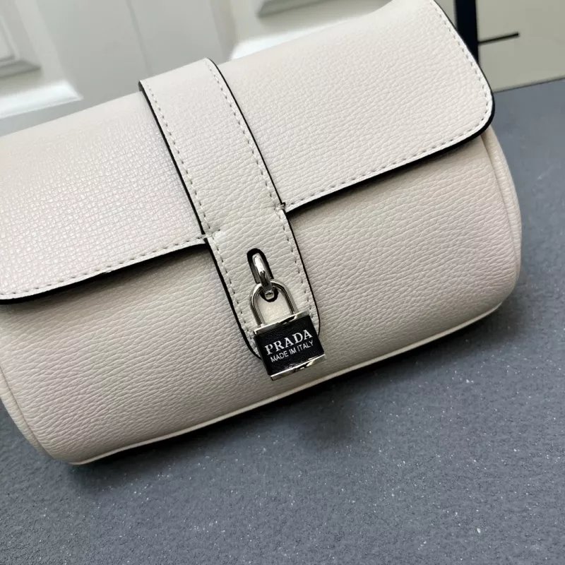 Popular 2359 Prada AAA Quality Shoulder Bags For Women