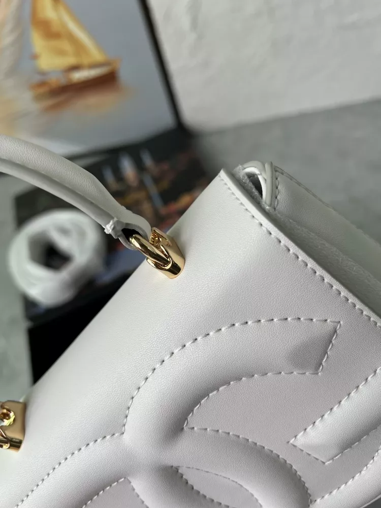 Popular 2371 Dolce & Gabbana AAA Quality Handbags For Women