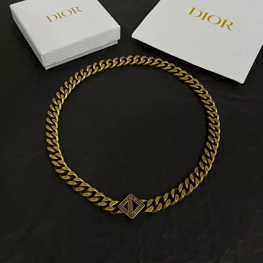 Popular 2396 Christian Dior Necklaces
