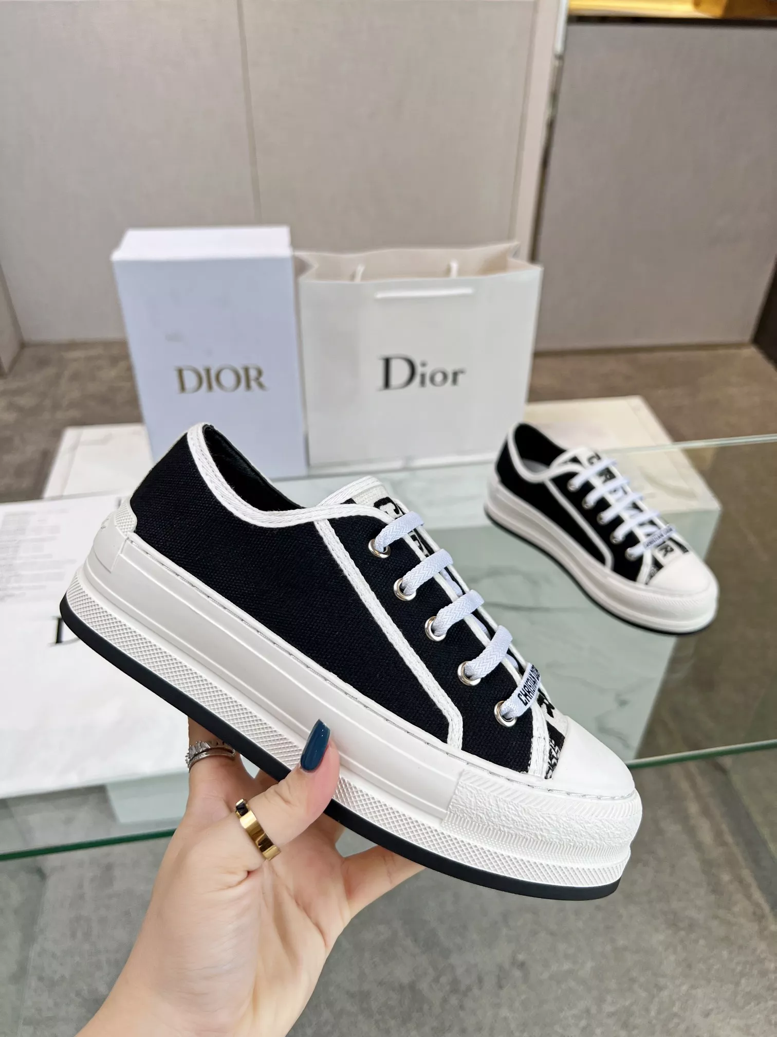 Popular 2465 Christian Dior Casual Shoes For Women