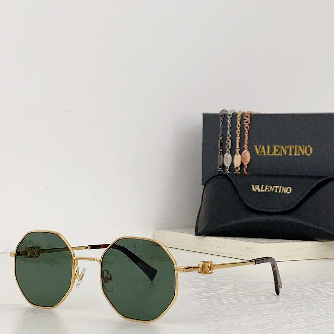 Popular 2531 Valentino AAA Quality Sunglasses