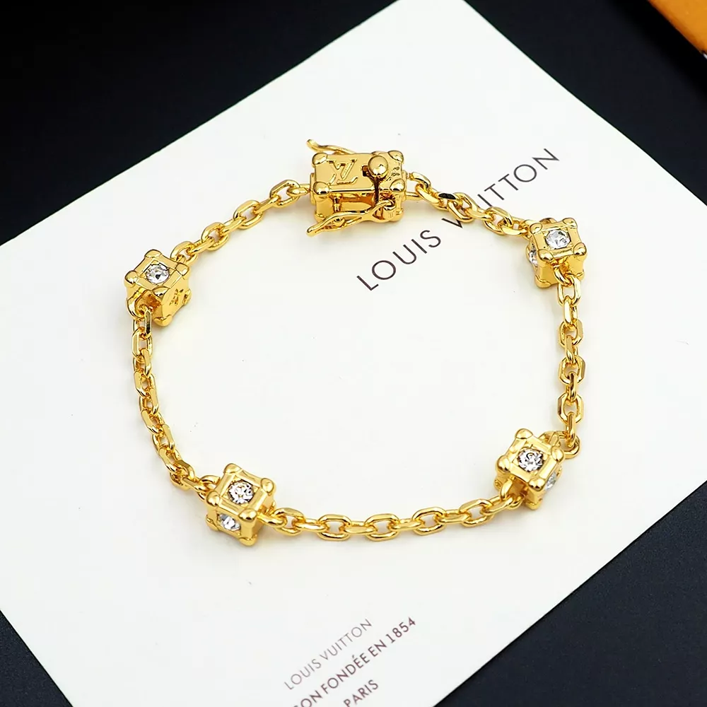 Popular 2567 Louis Vuitton LV Bracelets