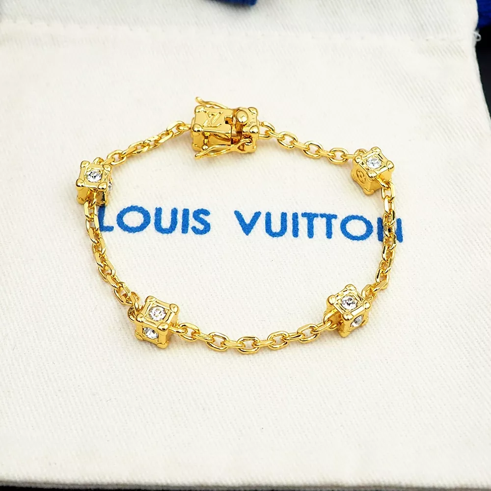 Popular 2567 Louis Vuitton LV Bracelets