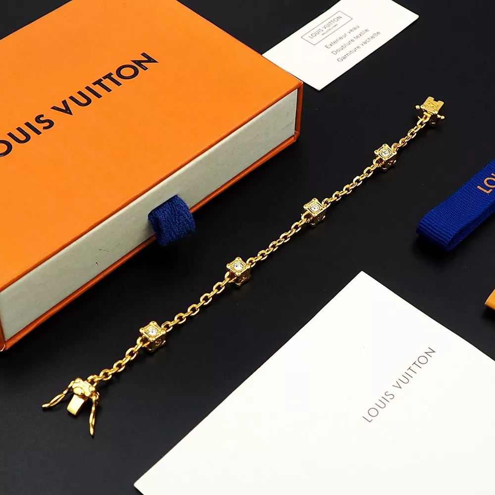 Popular 2567 Louis Vuitton LV Bracelets