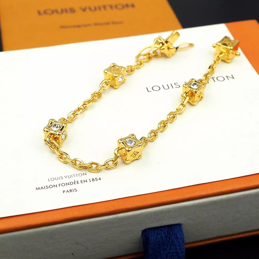 Popular 2567 Louis Vuitton LV Bracelets