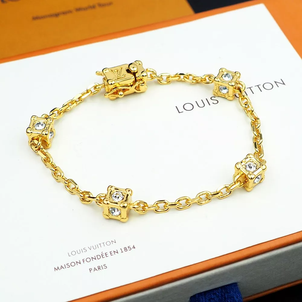 Popular 2567 Louis Vuitton LV Bracelets