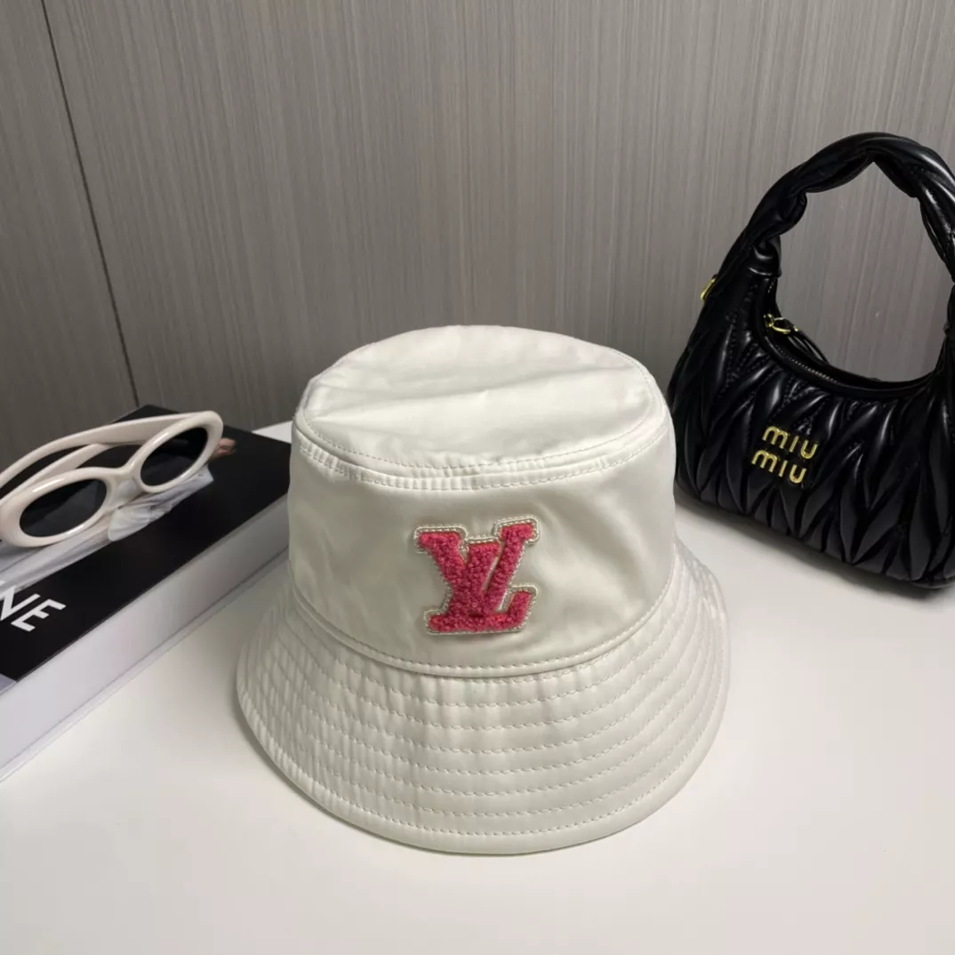 Popular 2603 Louis Vuitton LV Caps