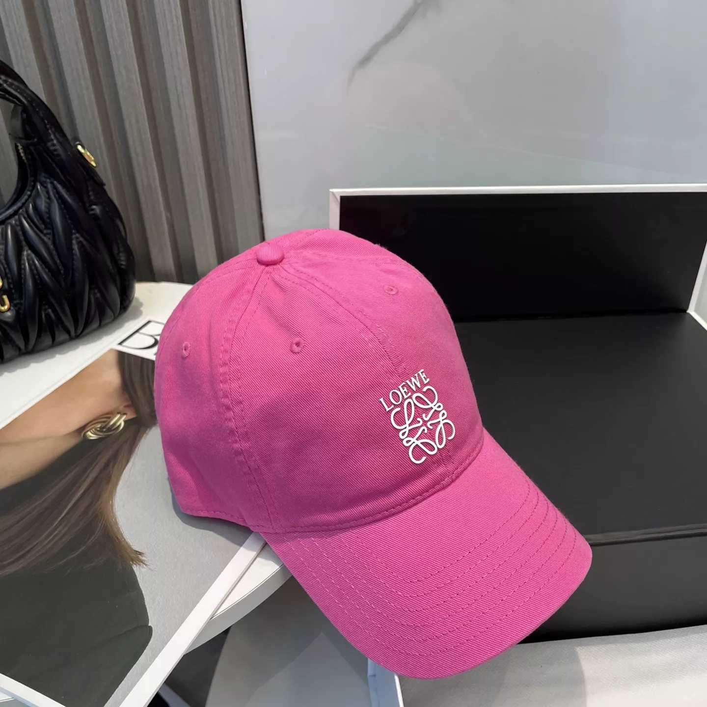 Popular 2654 LOEWE Caps