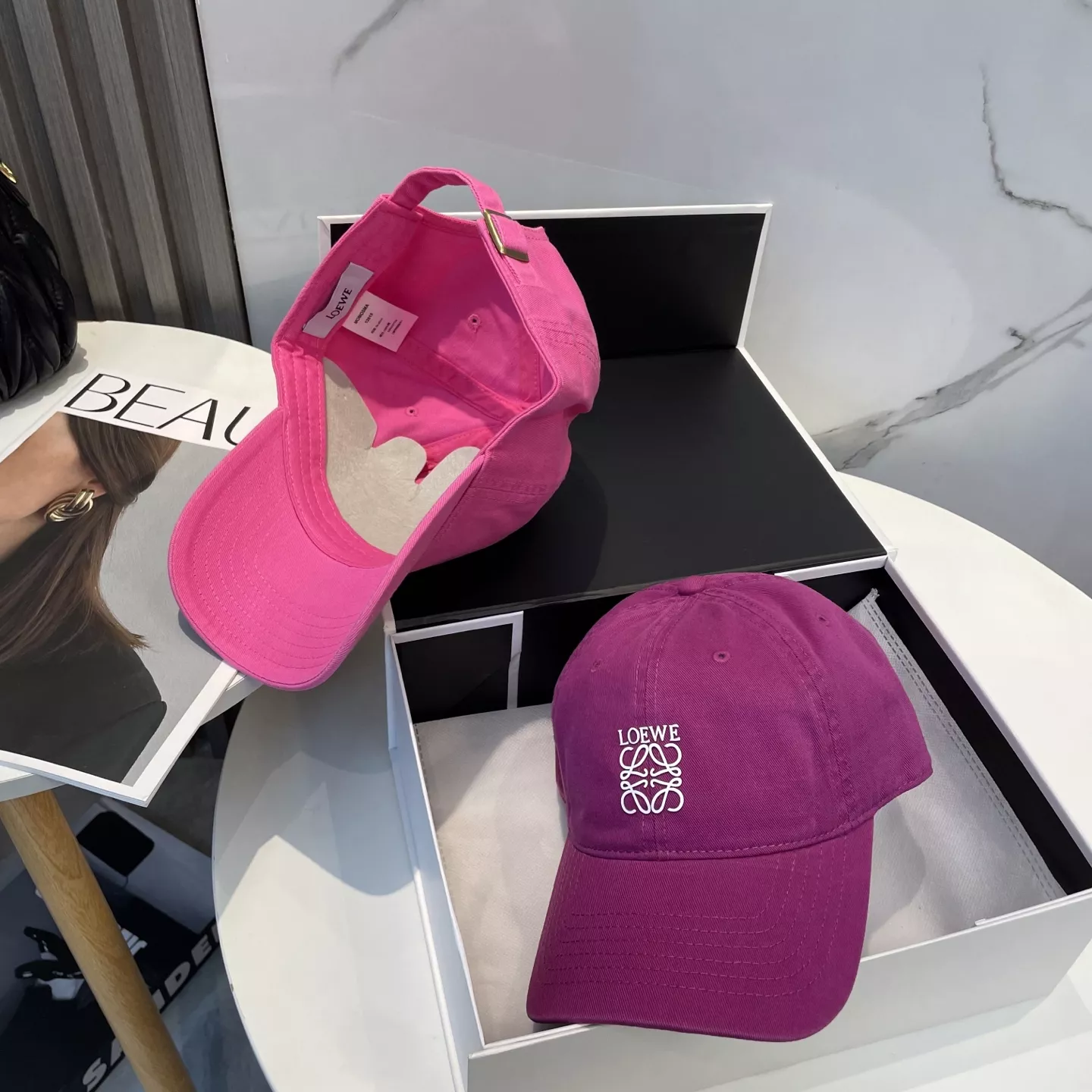 Popular 2654 LOEWE Caps