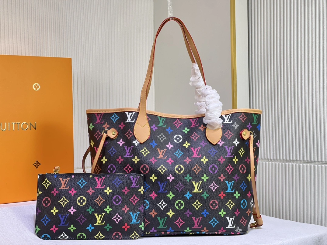 Popular 2738 Louis Vuitton AAA Quality Shoulder Bags For Women