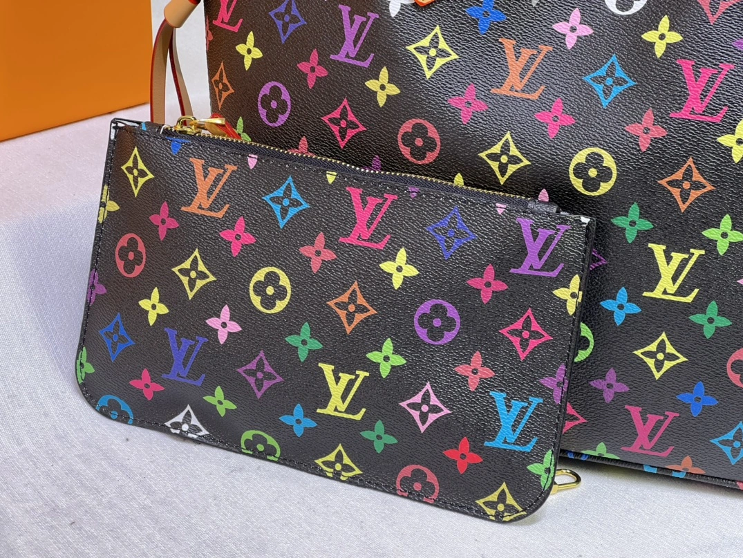 Popular 2738 Louis Vuitton AAA Quality Shoulder Bags For Women