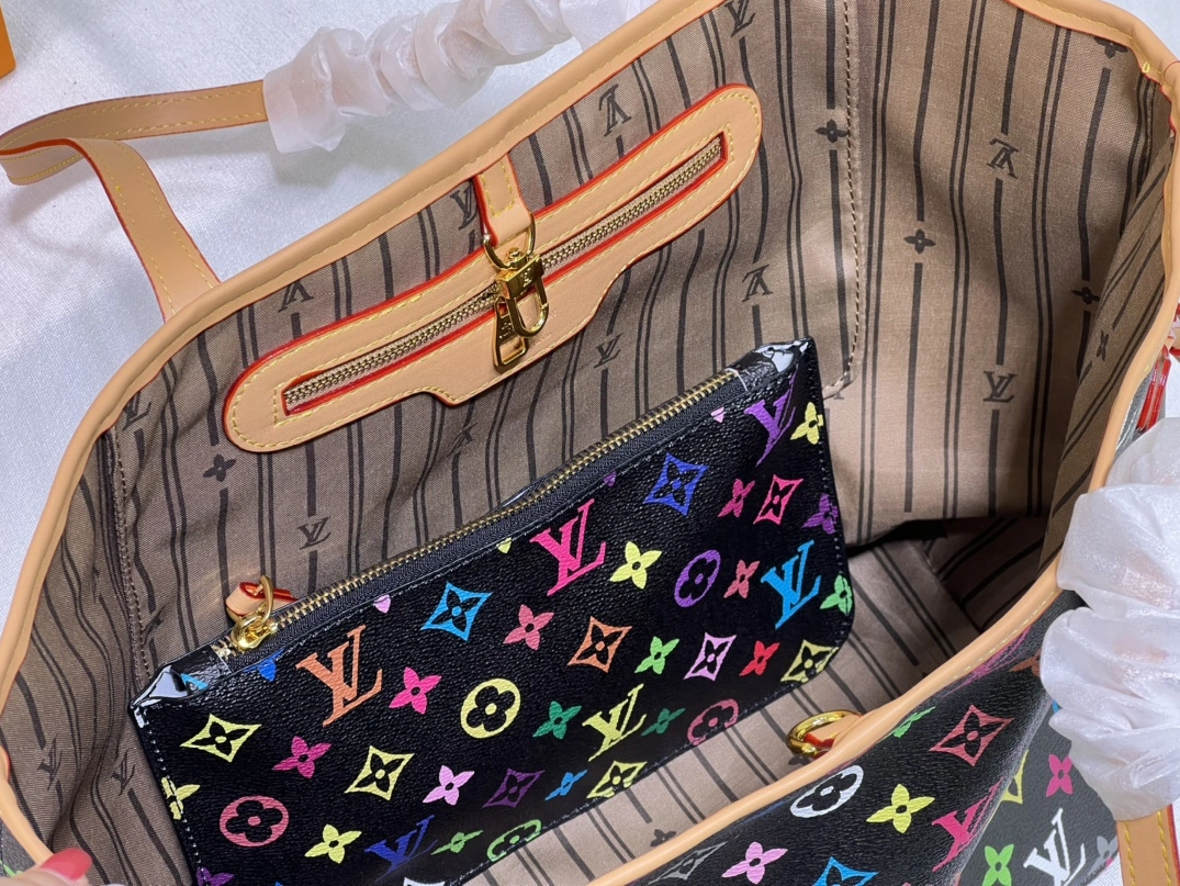 Popular 2738 Louis Vuitton AAA Quality Shoulder Bags For Women