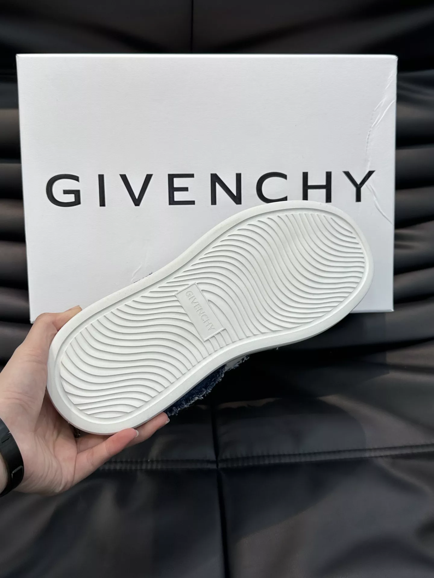 Popular 2747 Givenchy Casual Shoes For Men
