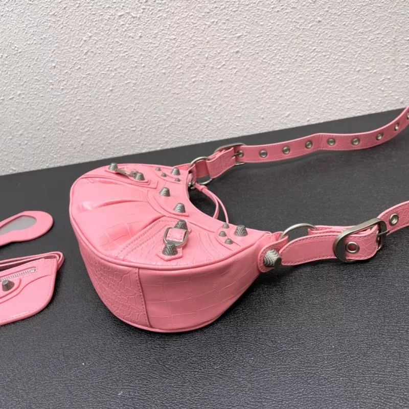 Popular 2772 Balenciaga AAA Quality Messenger Bags For Women
