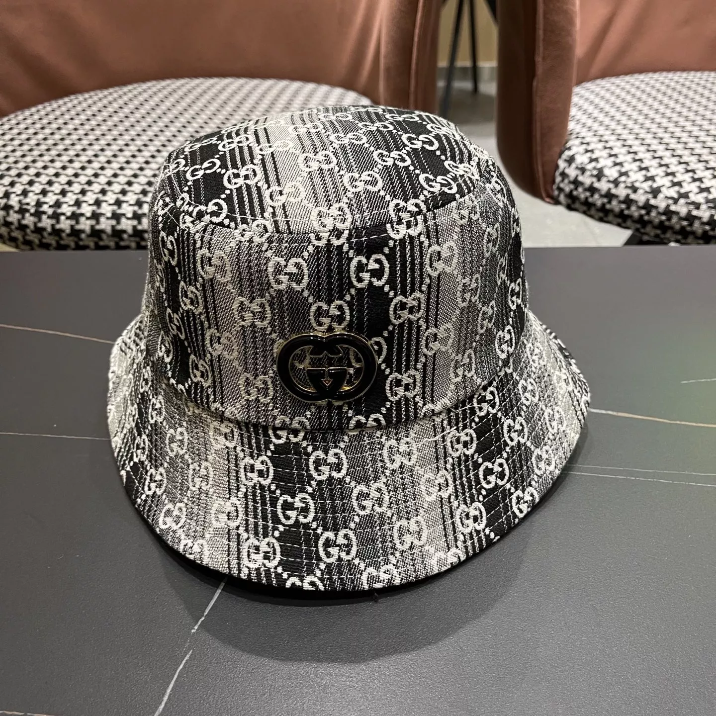 Popular 2863 Gucci Caps