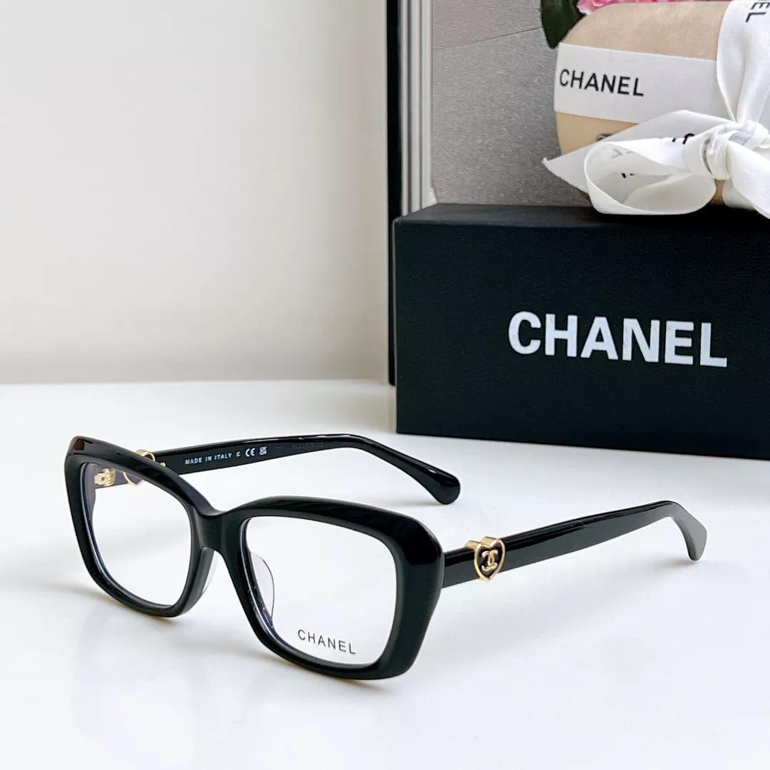 Popular 2943 Chanel Goggles