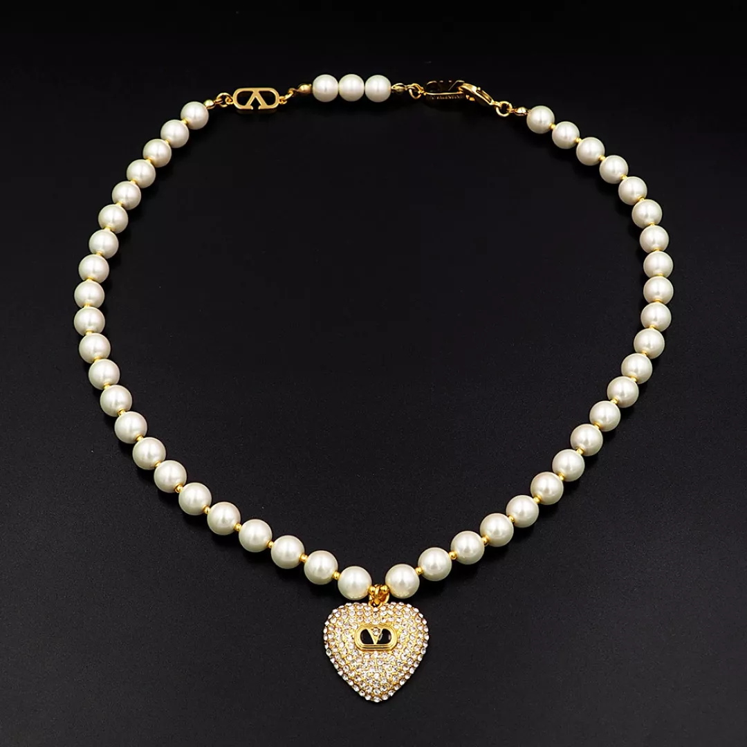 Popular 2978 Valentino Necklaces For Women