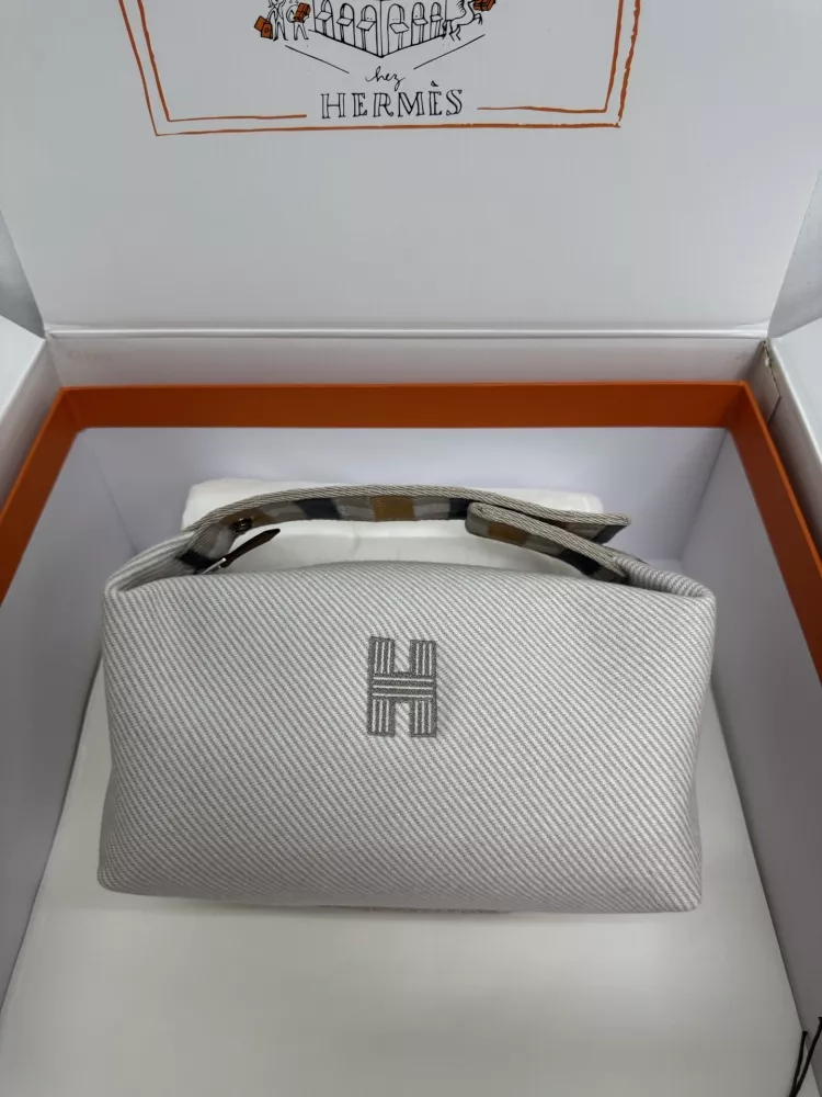 Popular 303 Hermes AAA Quality Handbags For Women