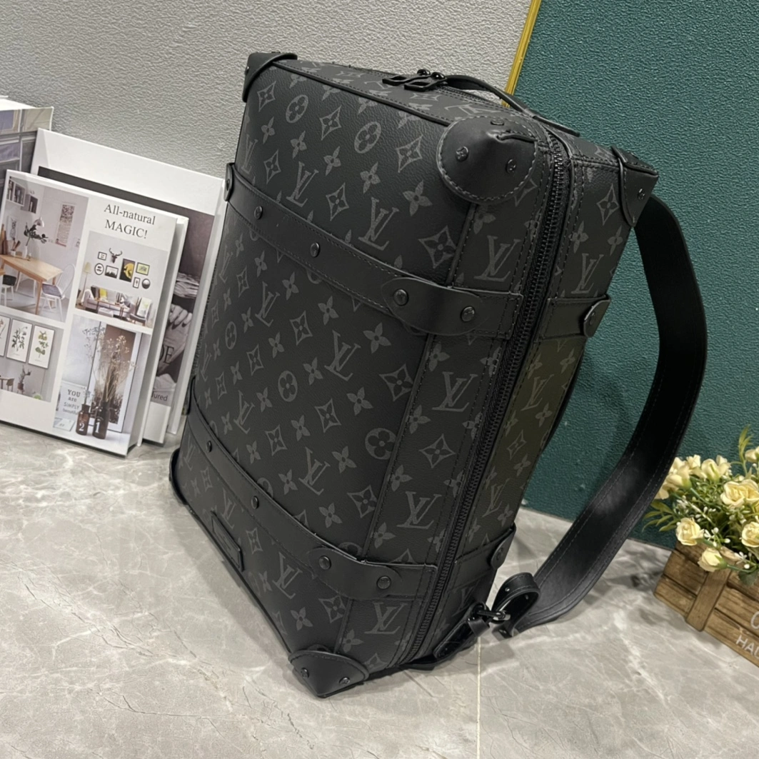 Popular 3155 Louis Vuitton LV AAA Man Backpacks