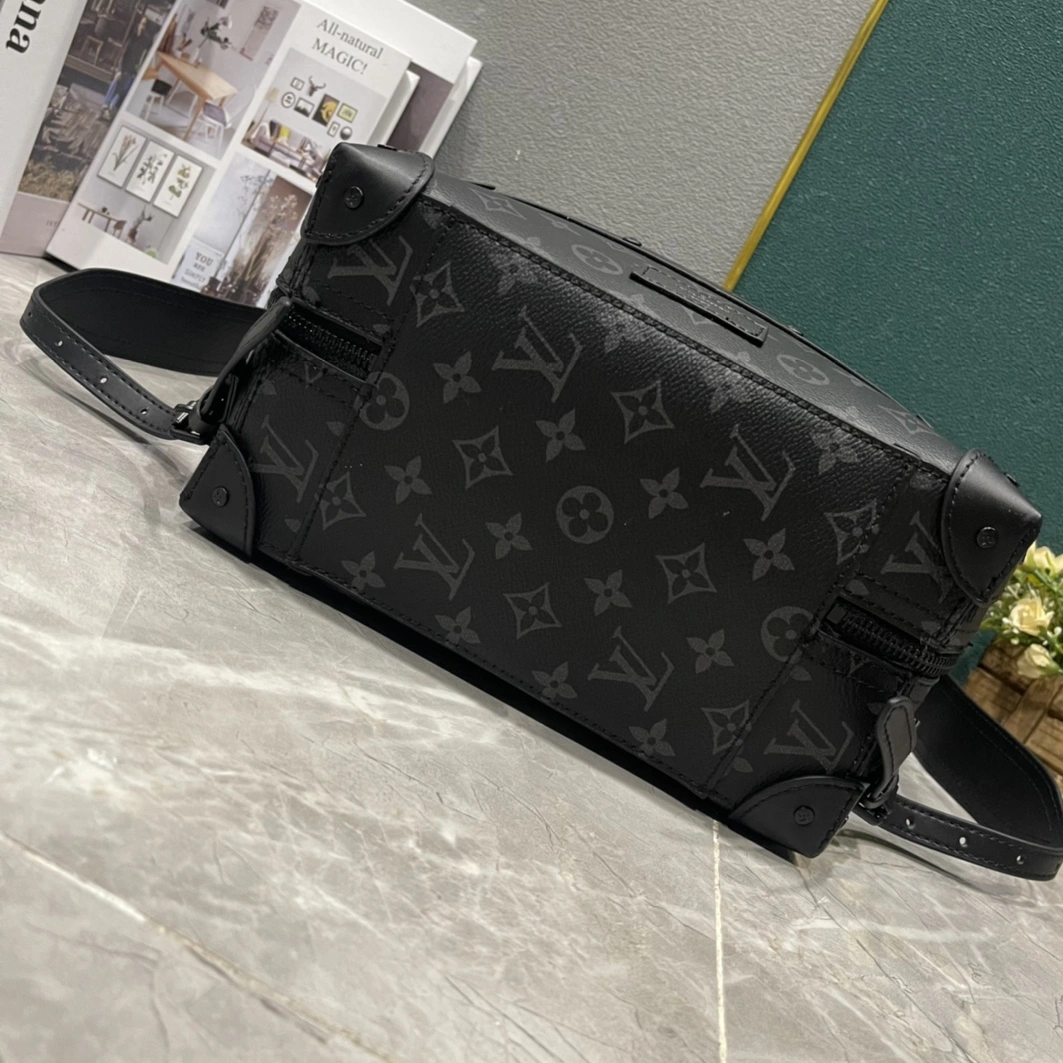 Popular 3155 Louis Vuitton LV AAA Man Backpacks