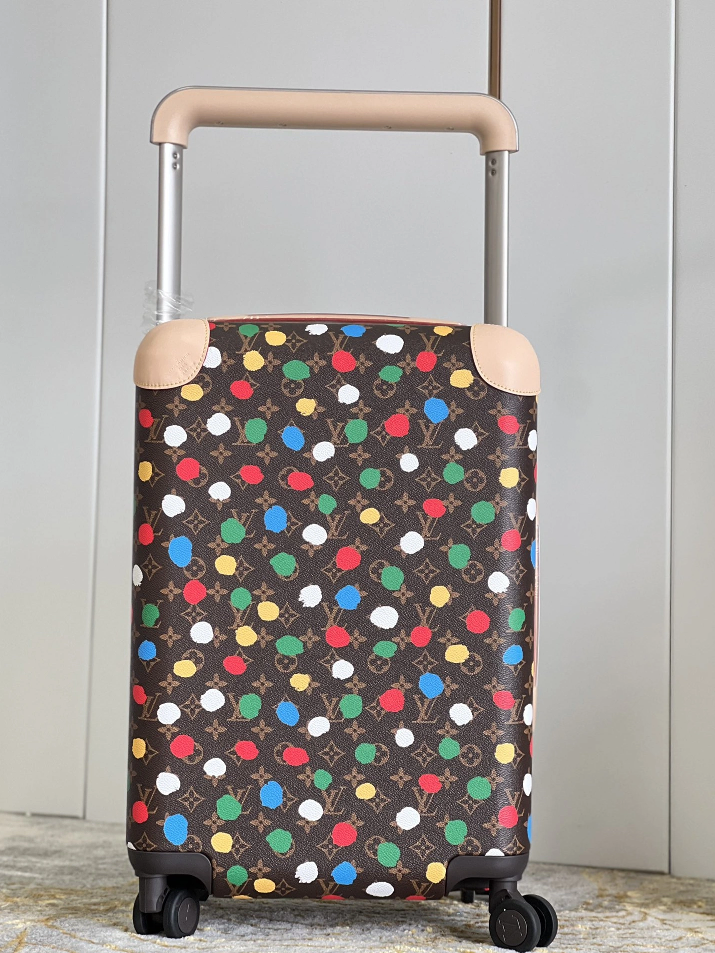 Popular 3165 Louis Vuitton Luggage