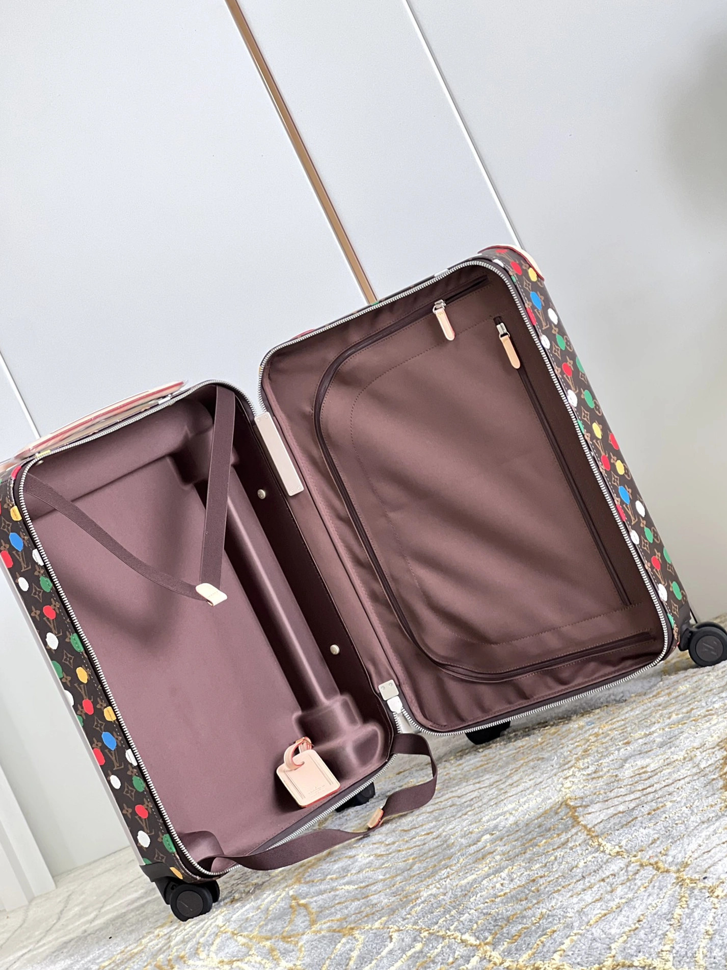 Popular 3165 Louis Vuitton Luggage