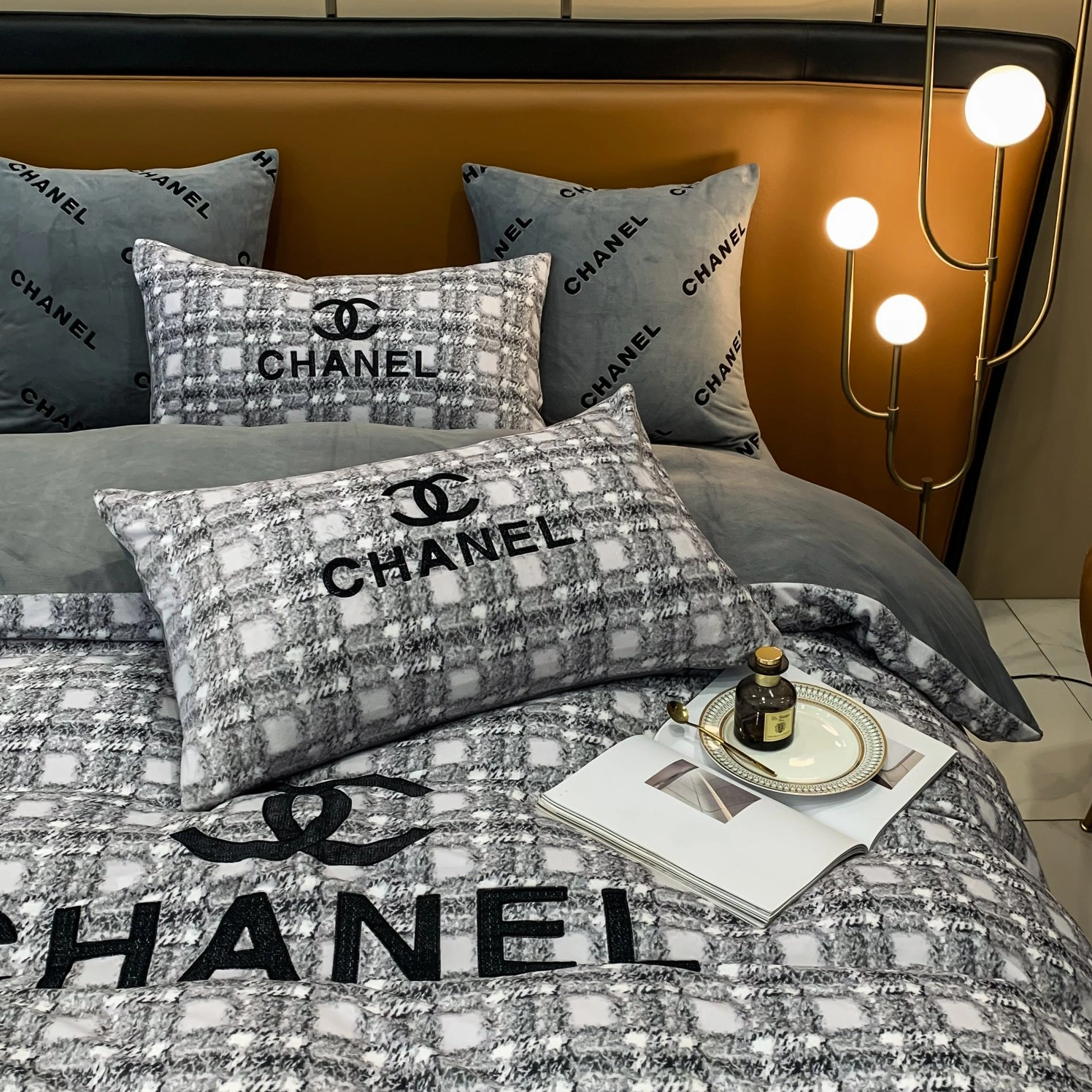 Popular 3370 Chanel Bedding